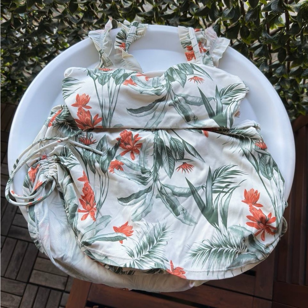 La Vie en Rose Bikini Top Swim Skirt With built-in briefs Tropical Swimsuit New
